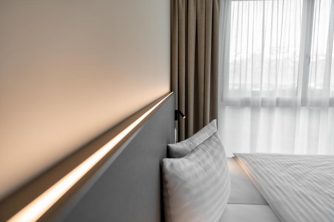 B-Smart Motel Schaan Extérieur photo